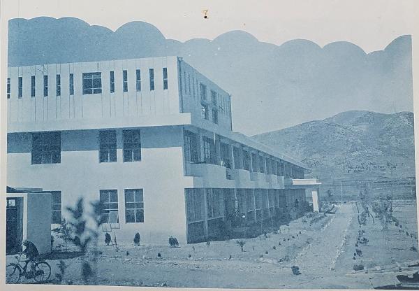 학교건물의 변화(1965~2023)